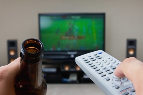How Wallpapers Can Boost a Sports Bar Business
